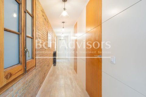 Купить квартиру в Эшампле, Испания с 2 спальни, 104м², № 2909 - фото 16