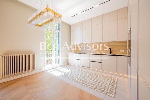 Купить квартиру в Эшампле, Испания с 3 спальни, 130м², № 2912 - фото 7