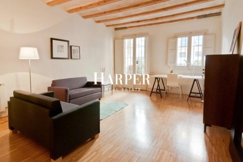 Купить квартиру в Старый город, Барселона, Испания с 2 спальни, 133м², № 2370 - фото 4