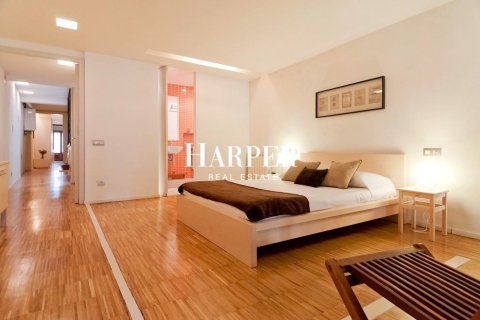 Купить квартиру в Старый город, Барселона, Испания с 2 спальни, 133м², № 2370 - фото 10