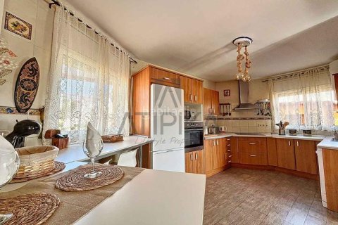 Сasa de 3 dormitorios en venta en Olivella, Barcelona, Cataluña, Spain № 2366 - foto 11