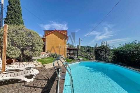 Дом с 3 спальнями в Оливелле, Барселона, Каталония, Испания № 2366