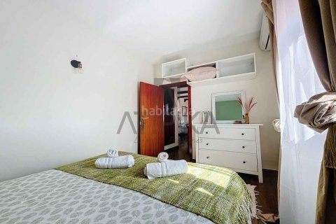 Сasa de 3 dormitorios en venta en Olivella, Barcelona, Cataluña, Spain № 2366 - foto 15