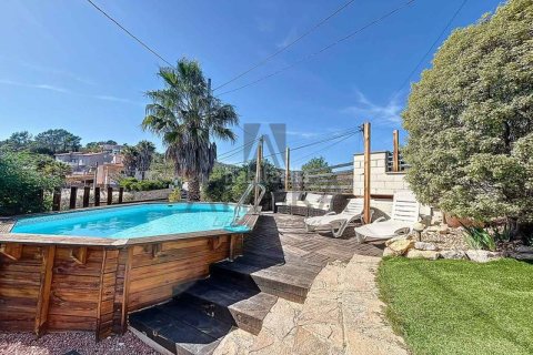 Сasa de 3 dormitorios en venta en Olivella, Barcelona, Cataluña, Spain № 2366 - foto 24