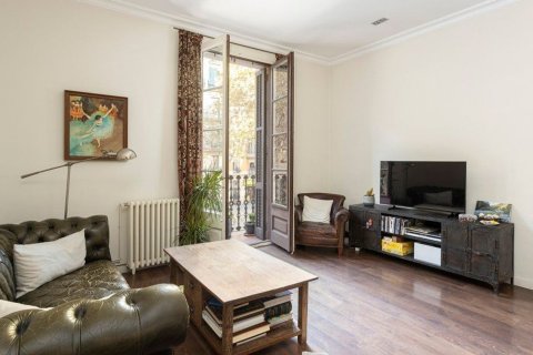 2 bedrooms apartment for sale in Barcelona, Catalonia, Spain № 5244 - photo 2