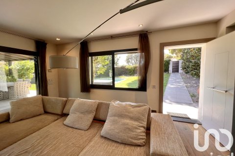 4 bedrooms apartment for sale in Cabrera de Mar, Barcelona, Catalonia, Spain № 4810 - photo 8