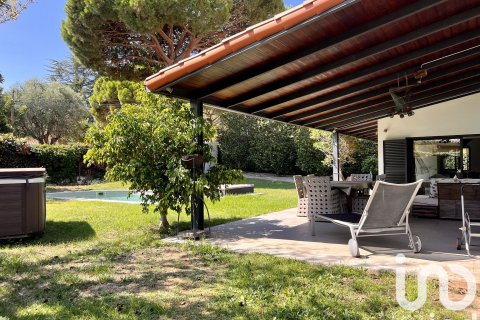 4 bedrooms apartment for sale in Cabrera de Mar, Barcelona, Catalonia, Spain № 4810 - photo 5