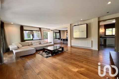 4 bedrooms apartment for sale in Cabrera de Mar, Barcelona, Catalonia, Spain № 4810 - photo 10