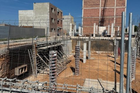 Купить земельный участок в Лес-Франкес-дель-Вальес, Испания 494м², № 4808 - фото 10