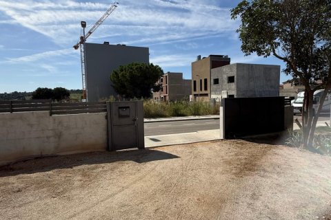 Купить земельный участок в Лес-Франкес-дель-Вальес, Испания 494м², № 4808 - фото 8