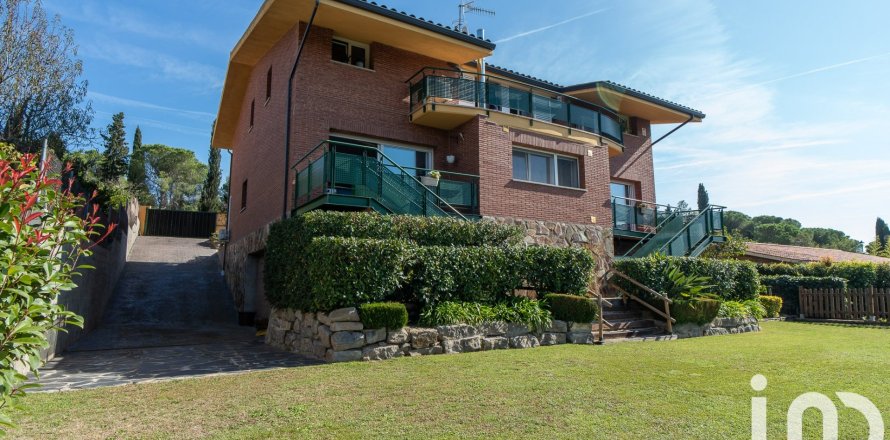 7 bedrooms apartment for sale in Sant Vicenc De Montalt, Barcelona, Catalonia, Spain № 4811