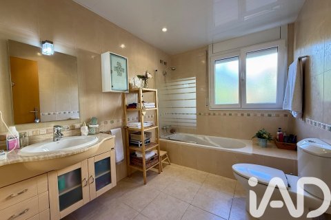 7 bedrooms apartment for sale in Sant Vicenc De Montalt, Barcelona, Catalonia, Spain № 4811 - photo 19