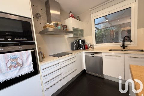 4 bedrooms apartment for sale in Sant Vicenc De Montalt, Barcelona, Catalonia, Spain № 4812 - photo 17