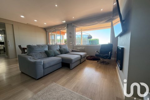 4 bedrooms apartment for sale in Sant Vicenc De Montalt, Barcelona, Catalonia, Spain № 4812 - photo 11