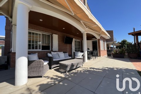 4 bedrooms house for sale in Palau-Solita I Plegamans, Barcelona, Catalonia, Spain № 4806 - photo 27