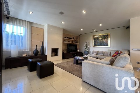 4 bedrooms house for sale in Palau-Solita I Plegamans, Barcelona, Catalonia, Spain № 4806 - photo 3