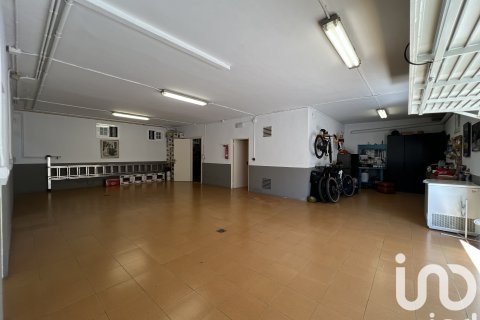 4 bedrooms house for sale in Palau-Solita I Plegamans, Barcelona, Catalonia, Spain № 4806 - photo 25