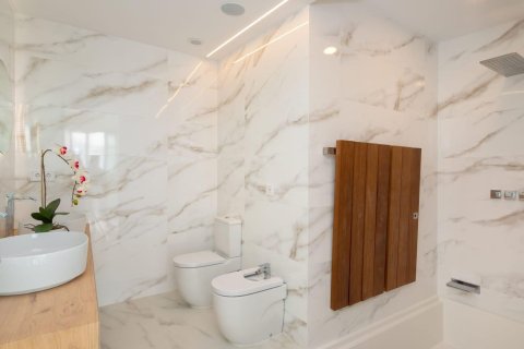 Купить дом в Ситжес, Испания с 5 комнат, 573м², № 6473 - фото 19