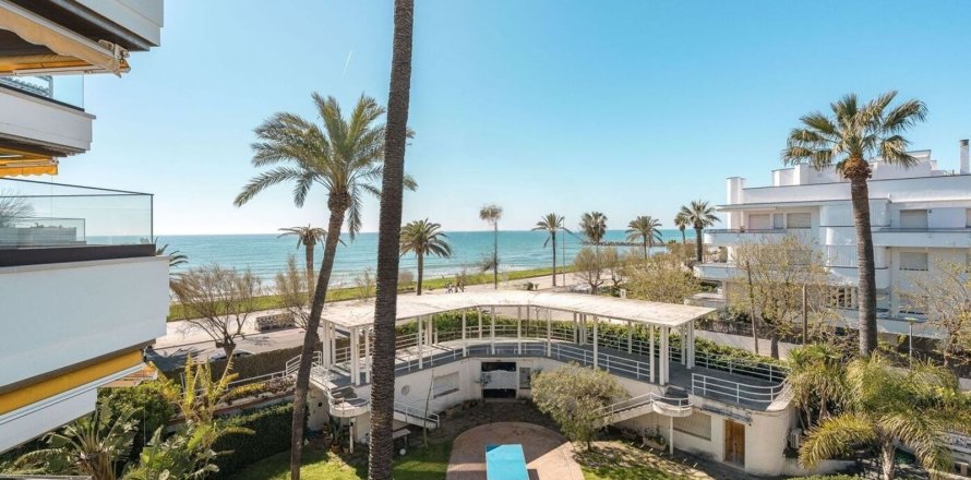 2 bedrooms apartment for sale in Sitges, Barcelona, Catalonia, Spain № 6482