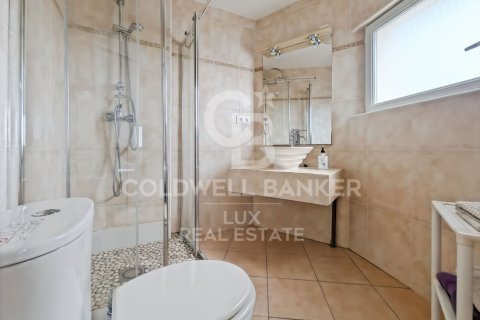 4 bedrooms villa for sale in Roses, Girona, Catalonia, Spain № 5558 - photo 15