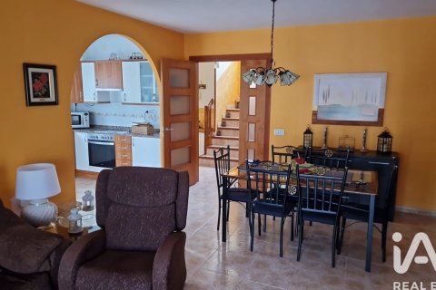 4 bedrooms house for rent in La Bisbal Del Penedes, Tarragona, Catalonia, Spain № 7316 - photo 9