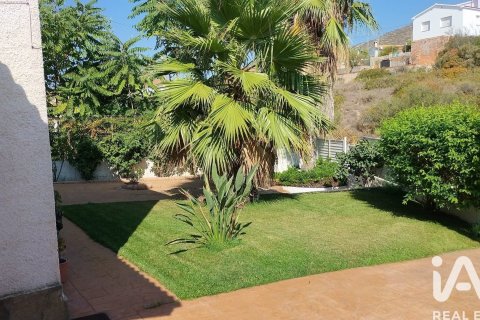 4 bedrooms house for rent in La Bisbal Del Penedes, Tarragona, Catalonia, Spain № 7316 - photo 2