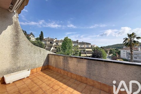 4 bedrooms house for rent in Tiana, Barcelona, Catalonia, Spain № 7317 - photo 17