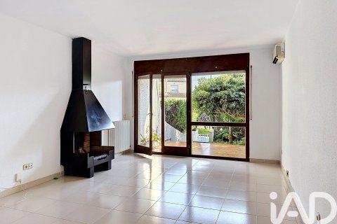 4 bedrooms house for rent in Tiana, Barcelona, Catalonia, Spain № 7317 - photo 4