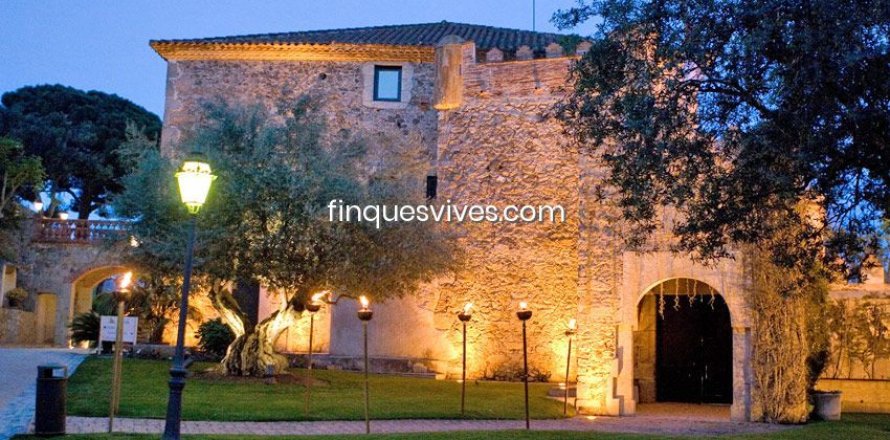 Дом с 11 спальнями в Сан-Висенсе де Монтальте, Барселона, Каталония, Испания № 2774