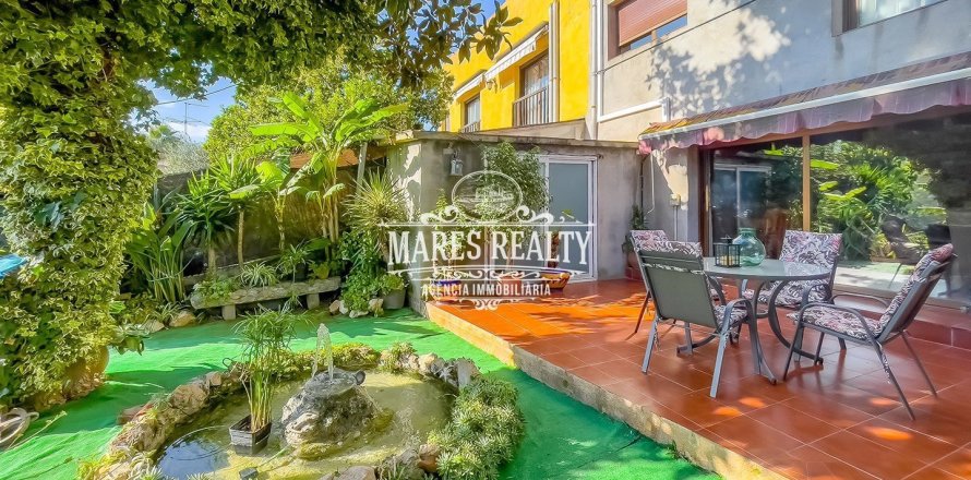 Таунхаус с 3 спальнями в Палафоллс, Барселона, Каталония, Испания № 3094