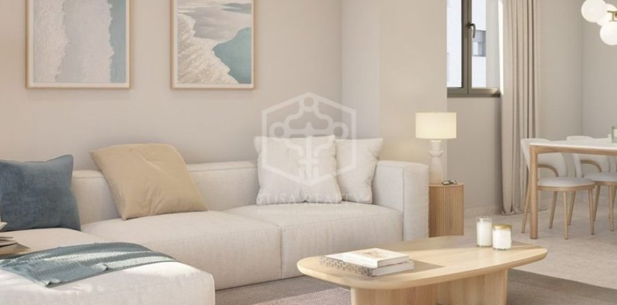 Квартира с 3 спальнями в Сан-Андреу-де-Льяванересе, Барселона, Каталония, Испания № 3097