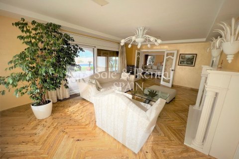 10 bedrooms house for sale in Sant Feliu de Guixols, Girona, Catalonia, Spain № 6767 - photo 30