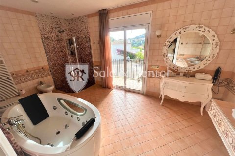 10 bedrooms house for sale in Sant Feliu de Guixols, Girona, Catalonia, Spain № 6767 - photo 21