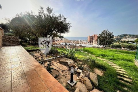 10 bedrooms house for sale in Sant Feliu de Guixols, Girona, Catalonia, Spain № 6767 - photo 2