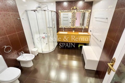 10 bedrooms house for sale in Sant Feliu de Guixols, Girona, Catalonia, Spain № 6767 - photo 6