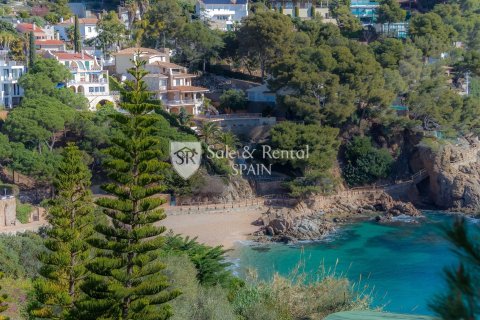 4 bedrooms house for sale in Blanes, Girona, Catalonia, Spain № 6762