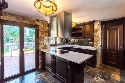 4 bedrooms house for sale in Blanes, Girona, Catalonia, Spain № 6762 - photo 24