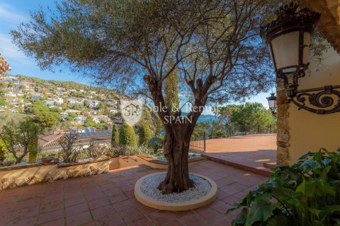 4 bedrooms house for sale in Blanes, Girona, Catalonia, Spain № 6762 - photo 6