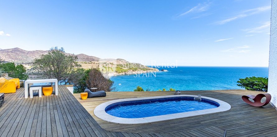 5 bedrooms house for sale in Llanca, Girona, Catalonia, Spain № 6766