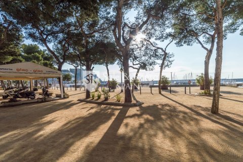 4 bedrooms house for sale in Blanes, Girona, Catalonia, Spain № 6764 - photo 17