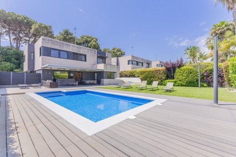 5 bedrooms house for sale in Sant Andreu de Llavaneres, Barcelona, Catalonia, Spain № 7192 - photo 22