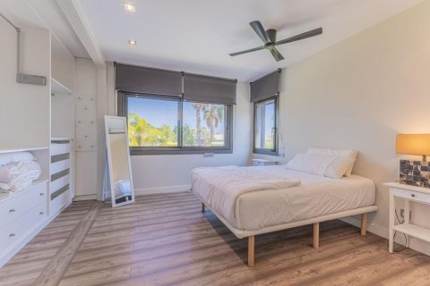 5 bedrooms house for sale in Sant Andreu de Llavaneres, Barcelona, Catalonia, Spain № 7192 - photo 4