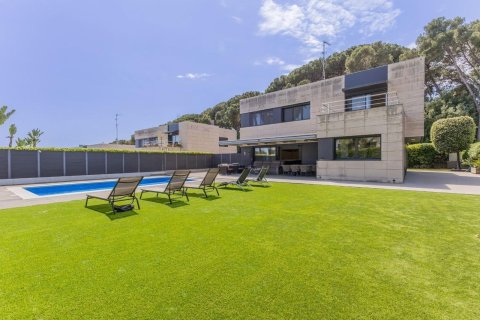 5 bedrooms house for sale in Sant Andreu de Llavaneres, Barcelona, Catalonia, Spain № 7192 - photo 23