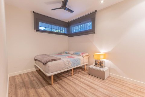 5 bedrooms house for sale in Sant Andreu de Llavaneres, Barcelona, Catalonia, Spain № 7192 - photo 9