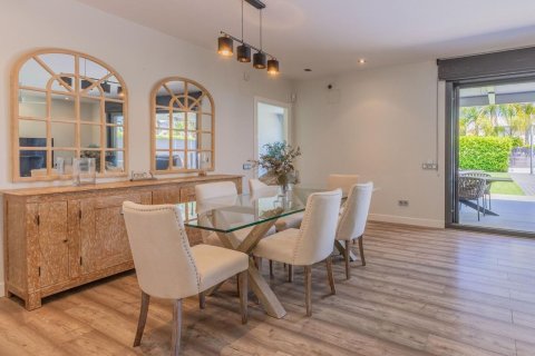 5 bedrooms house for sale in Sant Andreu de Llavaneres, Barcelona, Catalonia, Spain № 7192 - photo 19