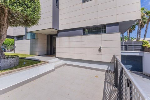 5 bedrooms house for sale in Sant Andreu de Llavaneres, Barcelona, Catalonia, Spain № 7192 - photo 24