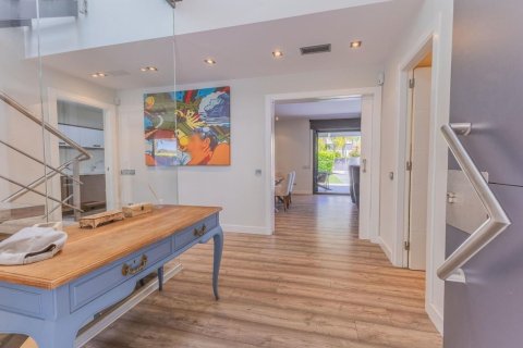 5 bedrooms house for sale in Sant Andreu de Llavaneres, Barcelona, Catalonia, Spain № 7192 - photo 21