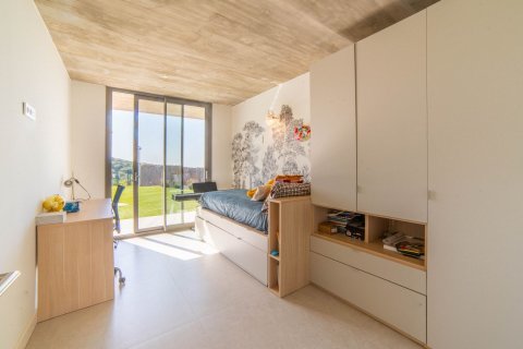 Сasa de 4 dormitorios en venta en Cabrils, Barcelona, Cataluña, Spain № 7194 - foto 6