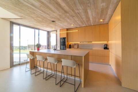 Сasa de 4 dormitorios en venta en Cabrils, Barcelona, Cataluña, Spain № 7194 - foto 17