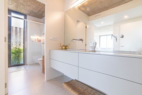 Сasa de 4 dormitorios en venta en Cabrils, Barcelona, Cataluña, Spain № 7194 - foto 3